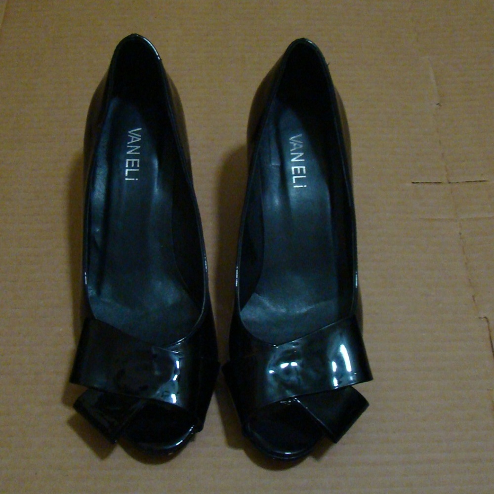 Black cocktail heels